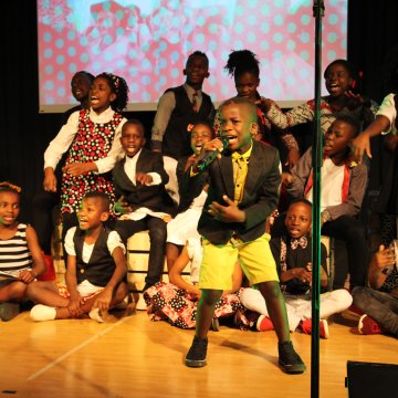 Watoto an der FES